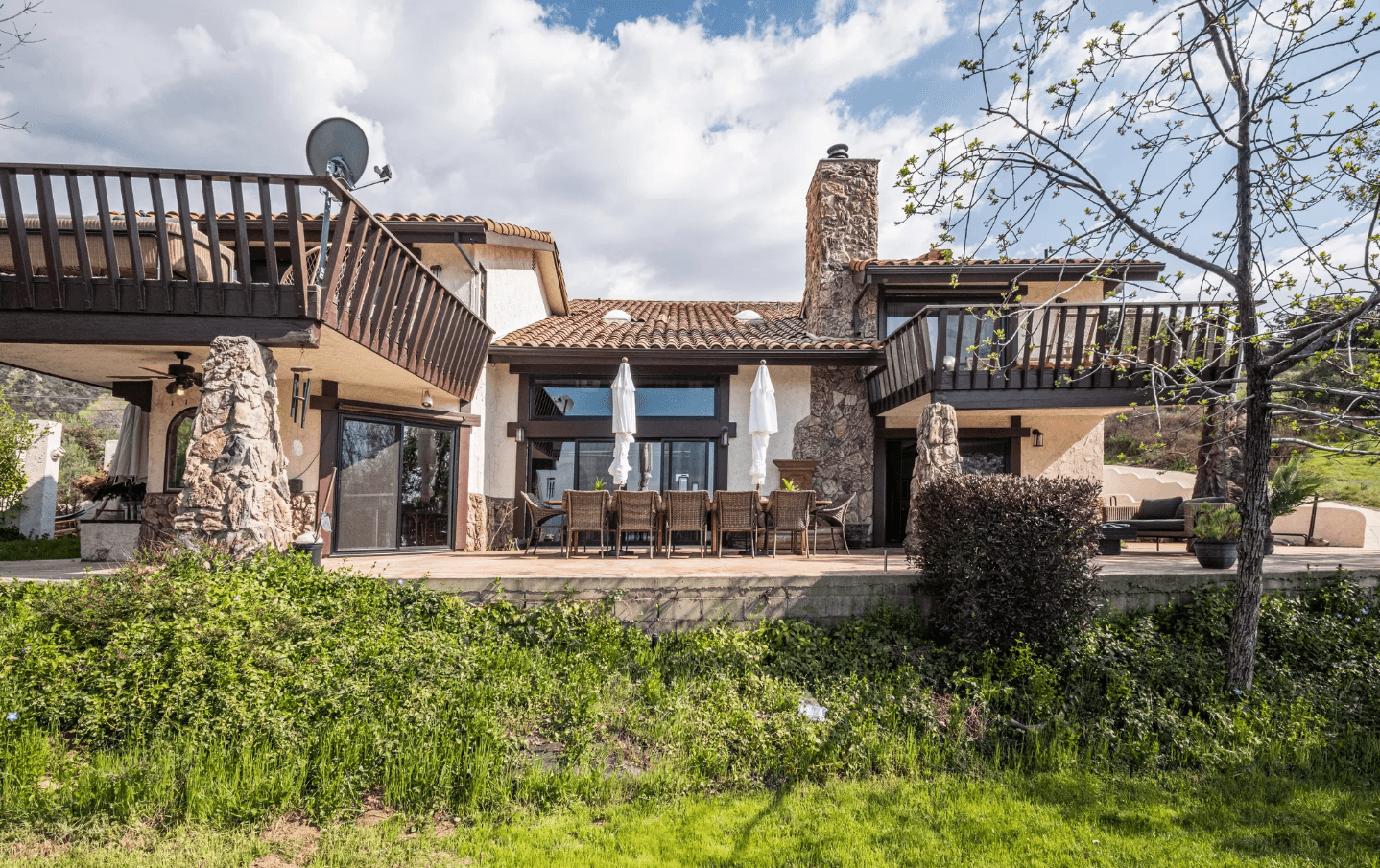 Top Bachelorette Airbnb Rentals by Region for an Unforgettable Party