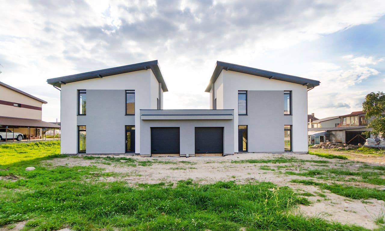 Best Duplex Investments in 2026