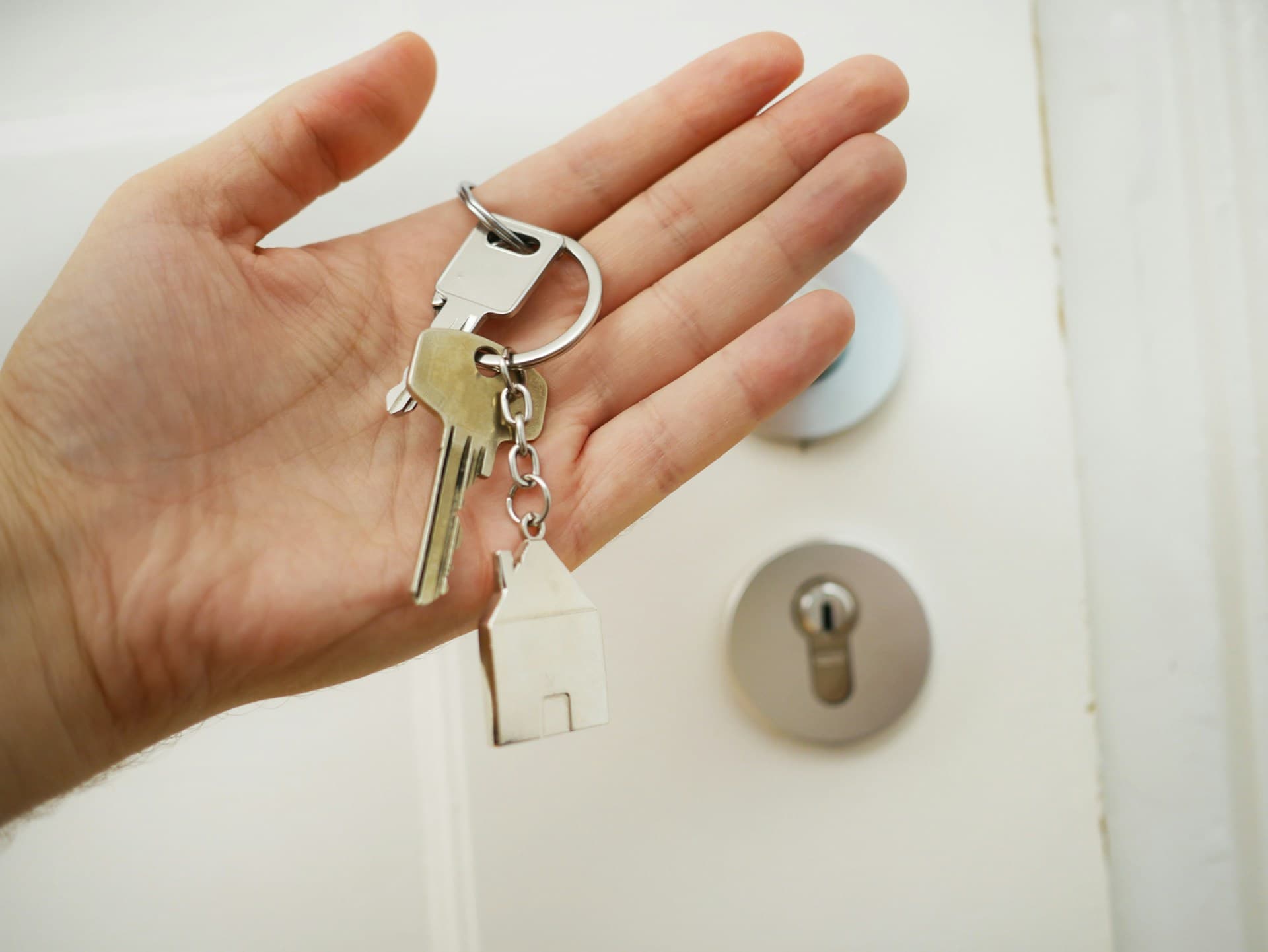 Best Real Estate Investments for People Who Hate Property Management
