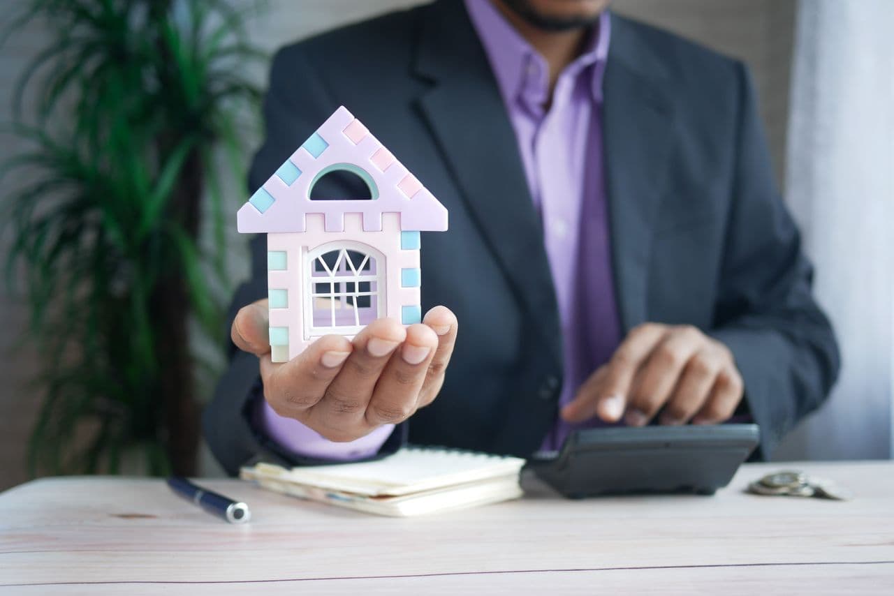REIT Dividends vs Rental Income: How Each Is Taxed
